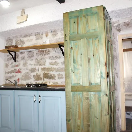 Apartman Comfortable In Betina, Terrace, 55 M², Air-conditioned Betina (Sibenik-Knin)