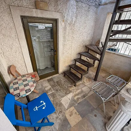 Comfortable In Betina, Terrace, 55 M², Air-conditioned Apartamento