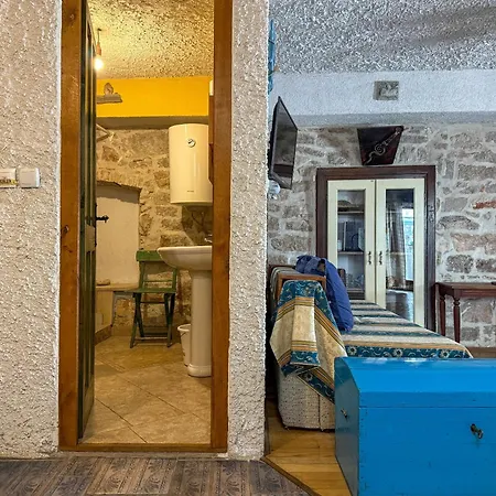 Lejlighed Comfortable In Betina, Terrace, 55 M², Air-conditioned