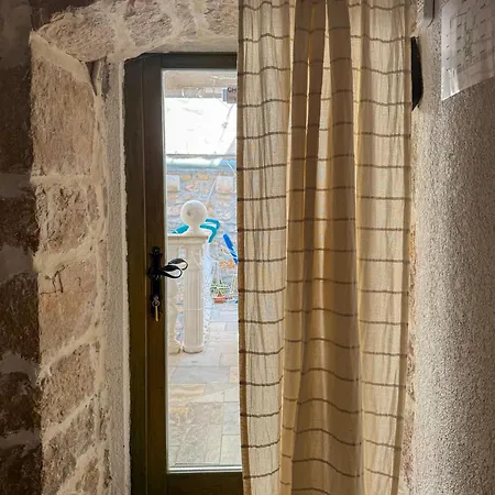 Lejlighed Comfortable In Betina, Terrace, 55 M², Air-conditioned *