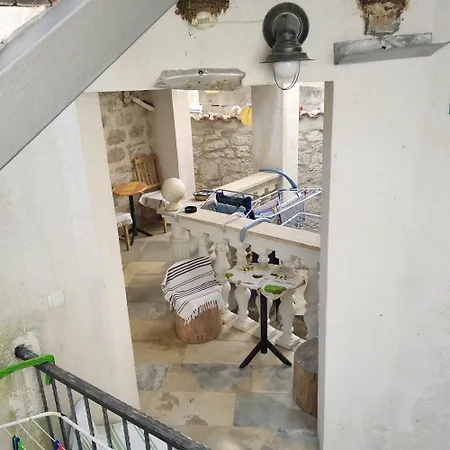 Lejlighed Comfortable In Betina, Terrace, 55 M², Air-conditioned