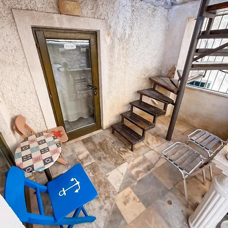 Comfortable In Betina, Terrace, 55 M², Air-conditioned *