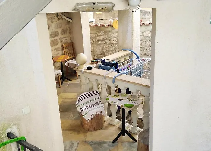 Apartamento Comfortable In Betina, Terrace, 55 M², Air-conditioned