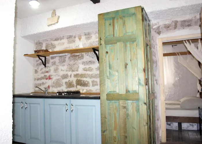 Apartamento Comfortable In Betina, Terrace, 55 M², Air-conditioned Betina (Sibenik-Knin)